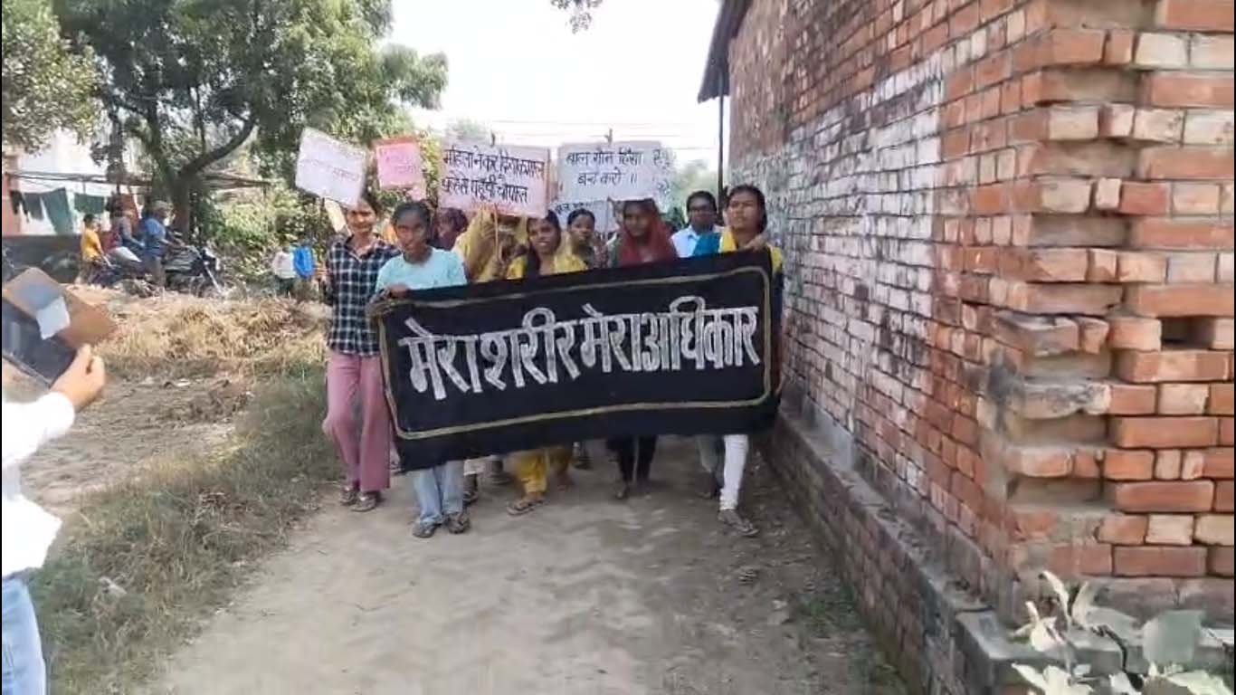 बाल विवाह के खिलाफ किशोरियों ने निकाली रैली, बालिका महोत्सव में उठी आवाज