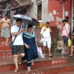 अर्नब तूफान ने बदला मौसम का मिजाज, बारिश से गिरा पारा, सुबह से छाए बादल, रुक-रुककर हो रही है बारिश