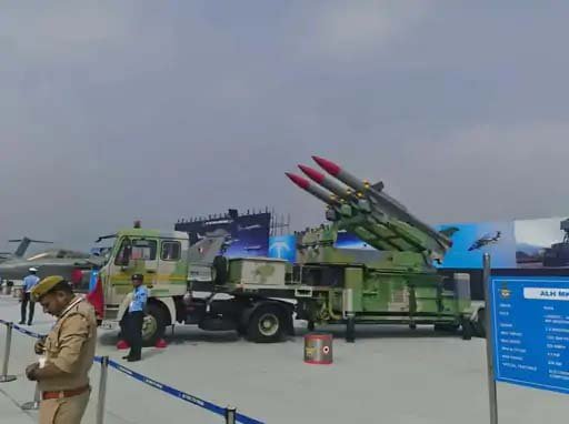 8 अक्टूबर को मनाया जाएगा भारतीय वायुसेना का 94वां स्थापना दिवस, आसमान में तिरंगा लेकर उड़े हेलीकॉप्टर; ब्रह्मोस मिसाइल बनी आकर्षण का केंद्र