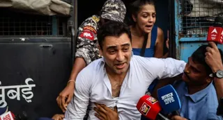 इमरान खान को मुंबई पुलिस का नोटिस, 28 अक्टूबर तक भारत छोड़ने का निर्देश; प्रोटेस्ट में शामिल होने पर बढ़ीं मुश्किलें