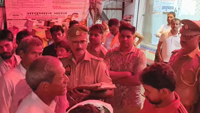 पथरी के ऑपरेशन के बाद महिला की मौत, परिजनों ने निजी अस्पताल पर लगाया लापरवाही का आरोप