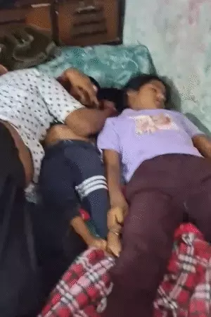 ग्रेटर नोएडा में एक ही परिवार के पांच लोगों की मौत, घर में मिले पति-पत्नी और तीन बच्चों के शव