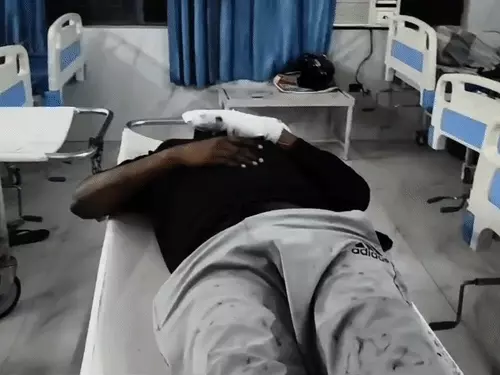 सहारनपुर में भीषण सड़क हादसा: डिवाइडर से टकराकर पलटी थार, तीन दोस्तों की मौत, दो गंभीर घायल