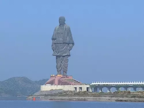 गुजरात में विकास परियोजनाओं की सौगात: PM मोदी ने एकता नगर में 400 करोड़ से अधिक के कार्यों का किया शुभारंभ